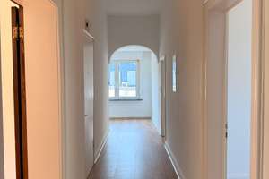 Großzügige 4-Zimmer-Wohnung mit großer Terasse und Einbauküche – Königstraße 159, 42853 Hölterfeld, Remscheid – Vorschaubild 6