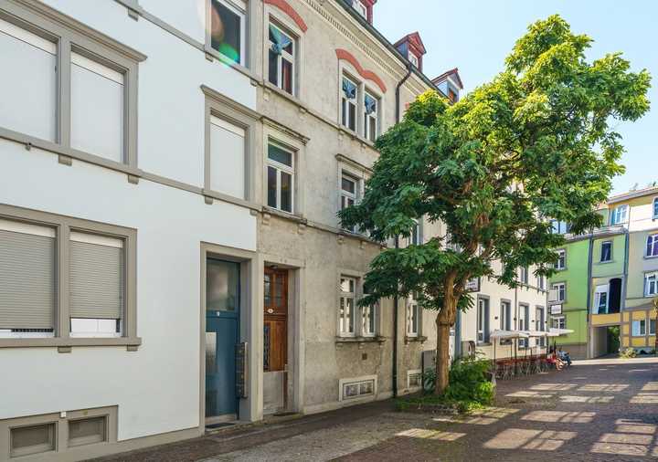 KN-Stadelhofen: Zwei charmante 3,5 / 4-Zimmer Altbauwohnungen unter einem Dach (Wohnungspaket) 

