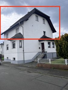 Gemütliche Obergeschoss-Wohnung auf 2 Ebenen mit Partyhütte im eigenen Garten