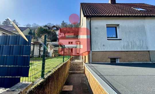 Charmante Doppelhaushälfte mit Anbau, viel Platz & großem Grundstück in Neustadt an der Weinstraße