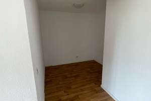 Senioren aufgepasst! tolle 1,5 Zimmer Wohnung wartet auf Sie! Wohnberechtigungsschein erforderlich! – Kuhlenwall 42, 47051 Altstadt, Duisburg – Vorschaubild 4