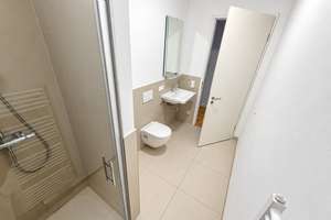 OSTEND stylish! Next to ECB and river Main, 2016 2-room apt. w. TERRACE, Ft. KITCHEN, PARQUET – 60314 Ostend, Frankfurt am Main – Vorschaubild 9