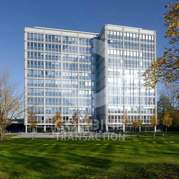 Weitblick über den Olympiapark. combine Transaction