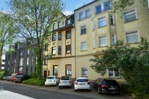 Charmante Dachgeschoss-Maisonette-Wohnung
in Rüttenscheid – Die vollständige Adresse der Immobilie erhältst du vom Anbieter., 45131 Rüttenscheid, Essen – Vorschaubild 15