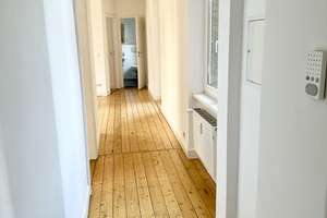 ***Kernsaniert: Helle 2 Zi. Altbauwohnung mit Balkon, zentrale Lage*** – Bunsenstraße 1, 65203 Biebrich, Wiesbaden – Vorschaubild 13