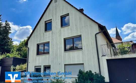 Großzügiges Ein- bis Zweifamilienwohnhaus in sehr ruhiger Lage von Winden