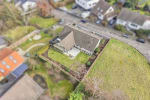 Freistehendes Einfamilienhaus mit großem Garten, Fußbodenheizung, Kamin und Doppelgarage in Waldorf – Die vollständige Adresse der Immobilie erhältst du vom Anbieter., 53332 Bornheim – Vorschaubild 8