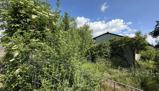 Bild von Tolles Grundstück mit Entwicklungspotenzial – Sanierung oder Neubau?