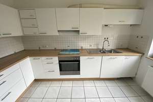 Umfangreich modernisiertes Backsteinreihenhaus mit Garten & Garage – 10 Min. zum Strand – Die vollständige Adresse der Immobilie erhältst du vom Anbieter., 23570 Travemünde, Lübeck – Vorschaubild 7