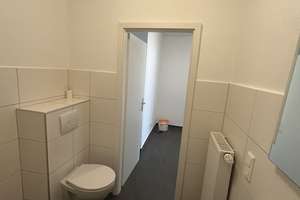 W-Südstadt, renovierte 1,5 Zim. Whg. , EG, hell u.ruhig gelegen – Ravensbergerstr 53, 42117 Elberfeld, Wuppertal – Vorschaubild 8