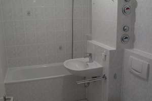 Ruhige 2-Zimmer-Wohnung mit Balkon & TG-Stellplatz in Friedrichshofen – 85049 Friedrichshofen-Hollerstauden, Ingolstadt – Vorschaubild 3