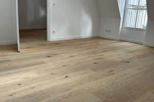 Erstbezug nach Sanierung: 2 Zi. Wohnung mit Balkon in München Lehel