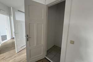 Renovierte 3-Zimmer-Wohnung mit Altbaucharme in Bremerhaven – Hafenstraße 196, 27568 Lehe, Bremerhaven – Vorschaubild 16