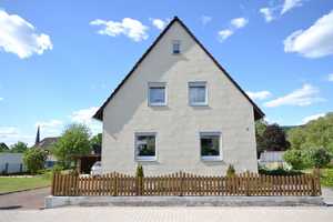 Ein- bis Zweifamilienhaus mit Doppelgarage und Carport! – Sollingbreite 2, 37639 Holzminden (Kreis) – Vorschaubild 3