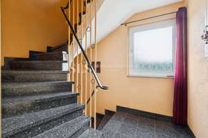 Dreifamilienhaus mit flexiblen Nutzungsmöglichkeiten und ruhigem Wohnumfeld in Bochum-Harpen – Die vollständige Adresse der Immobilie erhältst du vom Anbieter., 44805 Harpen/Rosenberg, Bochum – Vorschaubild 2