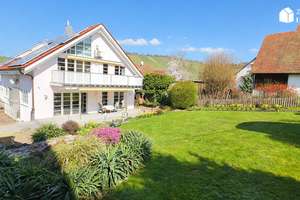Stilvolles Einfamilienhaus mit Einliegerwohnung, Spa-Bereich und Traumgarten in S-Uhlbach – Die vollständige Adresse der Immobilie erhältst du vom Anbieter., 70329 Uhlbach, Stuttgart – Vorschaubild 3