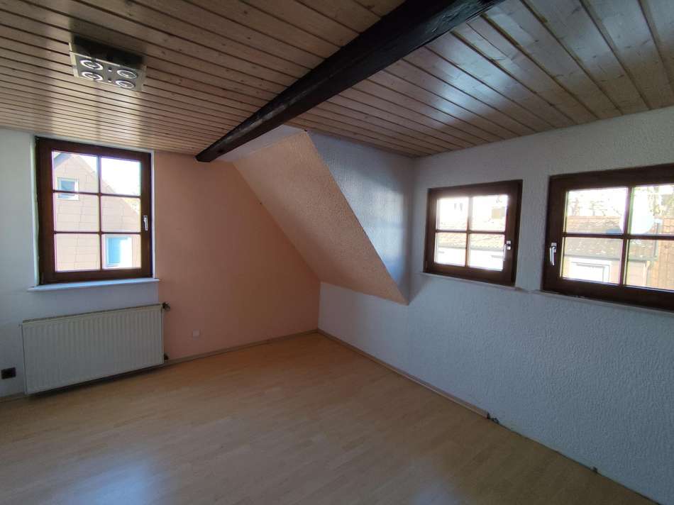 Zimmer 2. OG (Nord-West)