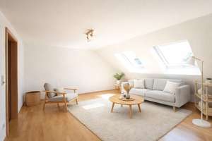 Sonniges Reihenhaus in absolut ruhiger Lage in Puchheim + 5 Zimmer + Bad + 2 WCs+Südbalkon+Südgarten – Die vollständige Adresse der Immobilie erhältst du vom Anbieter., 82178 Puchheim – Vorschaubild 24