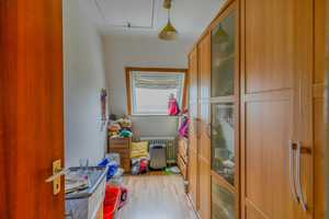 Pfalzdorf: Großes Einfamilienhaus mit Scheune, Pool, Außensauna und Solaranlage – perfekt für Famili – Bedburger Straße 74, 47574 Kleve (Kreis) – Vorschaubild 17