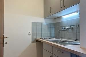 Helle 1-Zimmer-Wohnung mit Einbauküche in Dortmund – Brackeler Hellweg 138, 44309 Brackel (Ortsteil), Dortmund – Vorschaubild 1