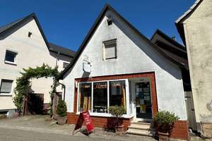 ++ Wohn-/Geschäftshaus - ca. 483m² Wfl./Nfl. - mit ELW, Hof, Terrasse &  Garten in ruhiger Lage ! ++ – Die vollständige Adresse der Immobilie erhältst du vom Anbieter., 76831 Billigheim-Ingenheim – Vorschaubild 7