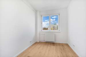 Stellplatz geschenkt! 5.OG mit Weitblick - frisch sanierte 3-Zimmerwohnung in Wilmersdorf! – Die vollständige Adresse der Immobilie erhältst du vom Anbieter., 10717 Wilmersdorf, Berlin – Vorschaubild 10