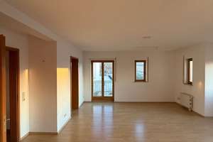 Großzügiges Haus mit Maisonettecharakter & Einliegerwohnung – Die vollständige Adresse der Immobilie erhältst du vom Anbieter., 63654 Büdingen – Vorschaubild 11