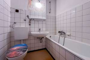 Leerstehende, sanierungsbedürftige 2-Zimmerwohnung in Toplage im Nürnberger Stadtteil Marienberg – Die vollständige Adresse der Immobilie erhältst du vom Anbieter., 90411 Mooshof, Nürnberg – Vorschaubild 8