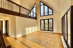 Großzügige Dachgeschoss-Maisonette-Galerie-Wohnung mit 4 Zimmer / 2 Balkone / renovierungsbedürftig – Robert-Stolz-Str. 13, 40470 Mörsenbroich, Düsseldorf – Vorschaubild 5