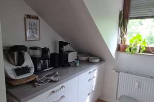 Großzügige Dachgeschosswohnung mit Kamin und Gartenparzelle in Borsigwalde als Kapitalanlage – Miraustr. 77, 13509 Borsigwalde, Berlin – Vorschaubild 4