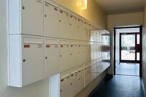 Bezugsfreie 2-Raum-Wohnung mit Loggia und EBK in Berlin Wilmersdorf – Prinzregentenstraße 18, 10717 Wilmersdorf, Berlin – Vorschaubild 18