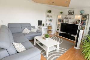 Lichtdurchflutete 4-Zimmerwohnung – 97084 Heuchelhof, Würzburg – Vorschaubild 2