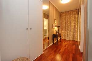 Attraktive 1,5-Zimmer-Wohnung mit Süd-Balkon und Tiefgaragenstellplatz in Hamburg-Lokstedt – Die vollständige Adresse der Immobilie erhältst du vom Anbieter., 22529 Lokstedt, Hamburg – Vorschaubild 4