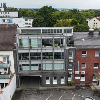 Exklusiv über RUHR REAL | Moderne Büroeinheit zwischen Phoenix-See und B1 | Eigene Dachterrasse 