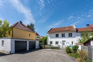 - Voll unterkellertes Einfamilienhaus mit Doppelgarage in Innenstadtlage - – Die vollständige Adresse der Immobilie erhältst du vom Anbieter., 94315 Kernstadt, Straubing – Vorschaubild 1