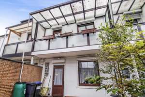 Bremen – Walle: Solides Reihenmittelhaus mit Gestaltungsspielraum – Die vollständige Adresse der Immobilie erhältst du vom Anbieter., 28217 Steffensweg, Bremen – Vorschaubild 2