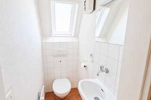 GROSSZÜGIGE 4-ZI-WHG. IN S-WANGEN: ca. 88 qm * TL-Bad + sep. Wc * tolle Aussicht * Ebk * ab sofort! – Die vollständige Adresse der Immobilie erhältst du vom Anbieter., 70327 Wangen, Stuttgart – Vorschaubild 12
