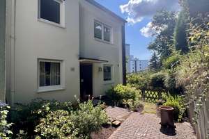 Top gepflegtes & bezugsfertiges Reihenendhaus in St. Ingbert – Die vollständige Adresse der Immobilie erhältst du vom Anbieter., 66386 Sankt Ingbert – Vorschaubild 1