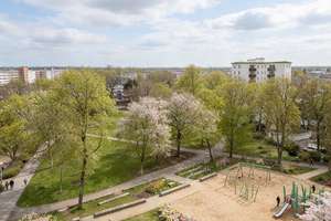 3-ZI.-WHG. MIT ANGRENZENDEM APARTMENT, DACHTERASSE UND 2 PKW-STELLPLÄTZEN IN CITYNÄHE ZU – Die vollständige Adresse der Immobilie erhältst du vom Anbieter., 47799 Cracau, Krefeld – Vorschaubild 4