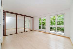 Exklusiv wohnen im Herzogpark:  Gepflegte 5-Zimmer-Familienwohnung mit idealem Grundriss! – Die vollständige Adresse der Immobilie erhältst du vom Anbieter., 81925 Herzogpark, München – Vorschaubild 7