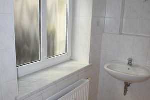 Ab sofort zu haben: Kleine Singlewohnung mit Laminat, Küchenbereich im Vorraum und Bad mit Dusche – Adlergasse 13, 1067 Dresden – Vorschaubild 12