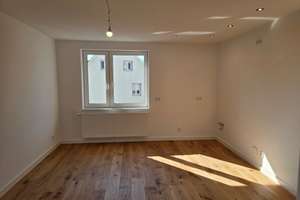 Platz für die ganze Familie! – 30167 Nordstadt, Hannover – Vorschaubild 2