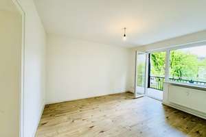 Freie, moderne 3 Zimmer mit XXL-Loggia und traumhaftem Grünblick *inkl. Einbauküche *Energieklasse C – Hasselsstraße 41, 40599 Hassels, Düsseldorf – Vorschaubild 2