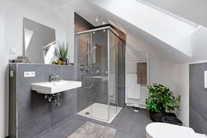 Provisionsfreies 4-Zimmer-Reiheneckhaus mit Südterrasse und Garten – Ganzenmüllerstraße 110, 80999 Untermenzing, München – Vorschaubild 16