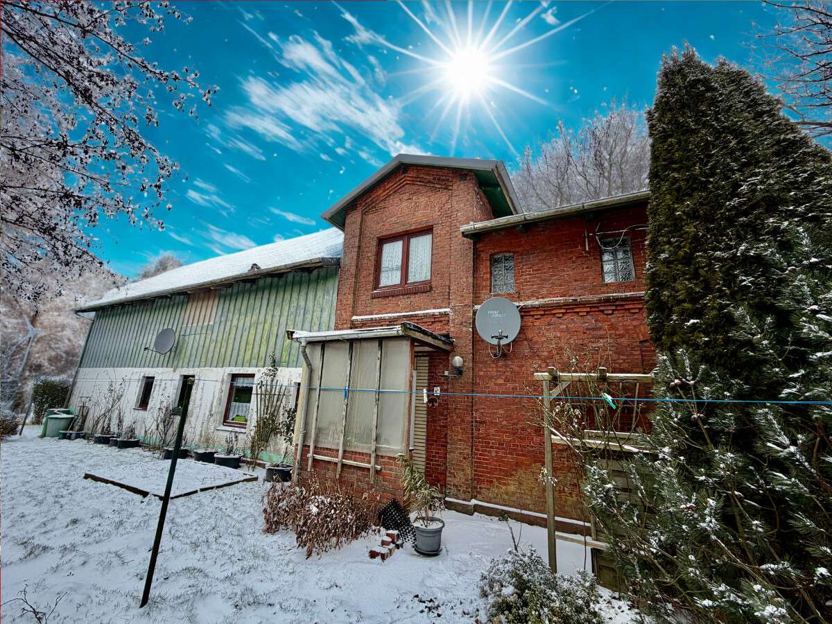 Für Macher, Träumer und Schrauber: Bauernhaus mit ausgebauter Scheune auf ca 1.000 m², Dithmarschen Kreis – Bild 4