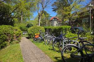 Bestlage Dahlem: Hell & grün, SW-Loggia & TG! Ruhig direkt am Botanischen Garten! – 12165 Steglitz, Berlin – Vorschaubild 32