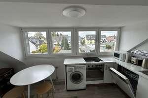 Möblierte helle  3-Zimmer Dachgeschosswohnung in Köln-Höhenhaus – Im Weidenbruch 93, 51061 Höhenhaus, Köln – Vorschaubild 10