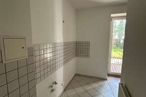 Günstige 3-Zimmer mit Laminat, Wanne, offener Kü. und Balkon in Bestlage am Küchwald! EBK mgl. – Winklerstraße 23, 9113 Schloßchemnitz, Chemnitz – Vorschaubild 7