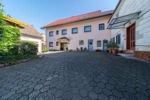 Einfamilienhaus mit riesiger Terrasse, wunderschönem Garten und viel Platz für Kreativität – Hauptstraße 13, 63695 Glauburg – Vorschaubild 1