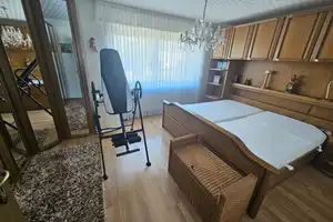 Top-Bungalow in 1. Reihe / Überherrn-Wohnstadt / Wintergarten / 2 Garagen – Saarlouis (Kreis) – Vorschaubild 6